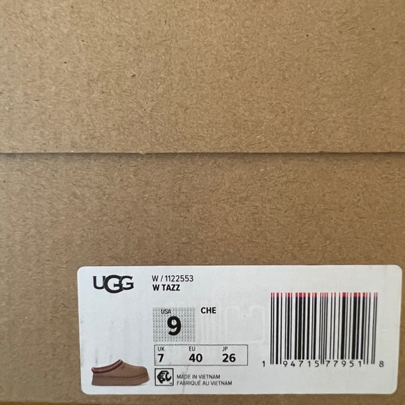UGG TAZZ SLIPPER - Size 9 (RUNS SMALL - fits like an 8) - Picture 5 of 5